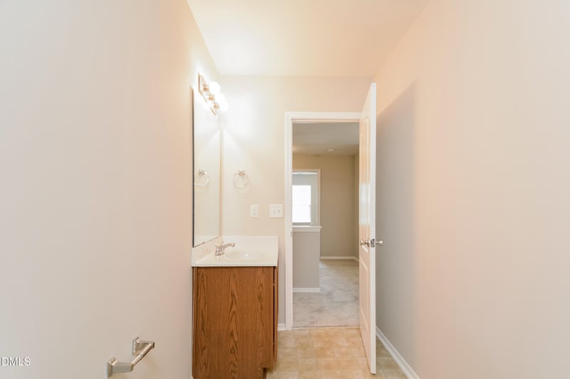 17 Eddy Trl, Durham, NC 27703