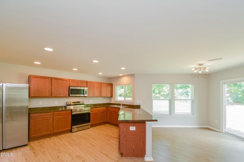 17 Eddy Trl, Durham, NC 27703