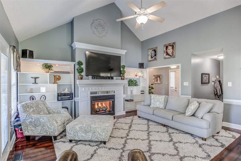 17 Edgecombe Ct, Smithfield, NC 27577