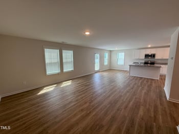 17 Emily Gardens Dr, Selma, NC 27576