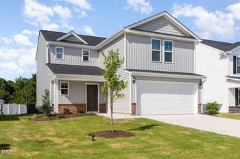 17 Emily Gardens Dr, Selma, NC 27576