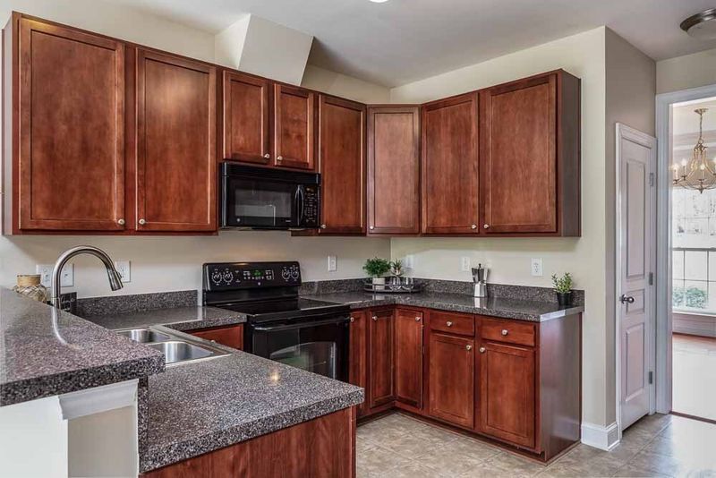 17 Forest Creek Dr, Durham, NC 27713