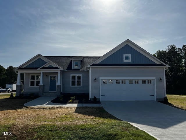 17 Golden View Pl, Zebulon, NC 27597
