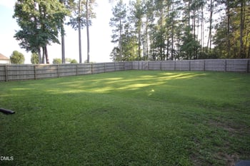 17 High Ridge Ct, Willow Springs, NC 27592