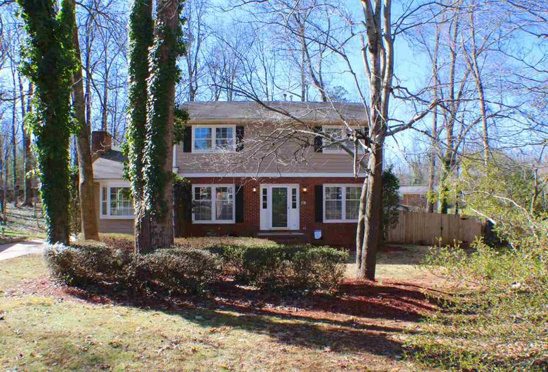17 Leeds Ct, Mebane, NC 27302