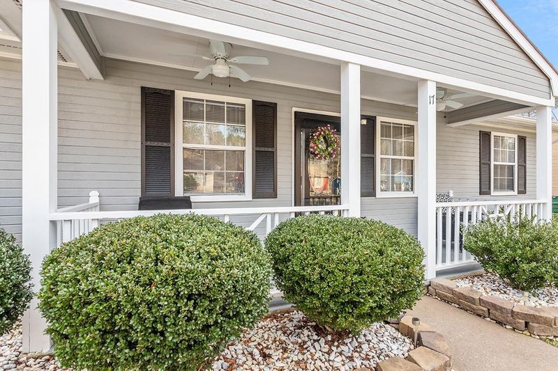 17 Lucas Dr, Durham, NC 27713