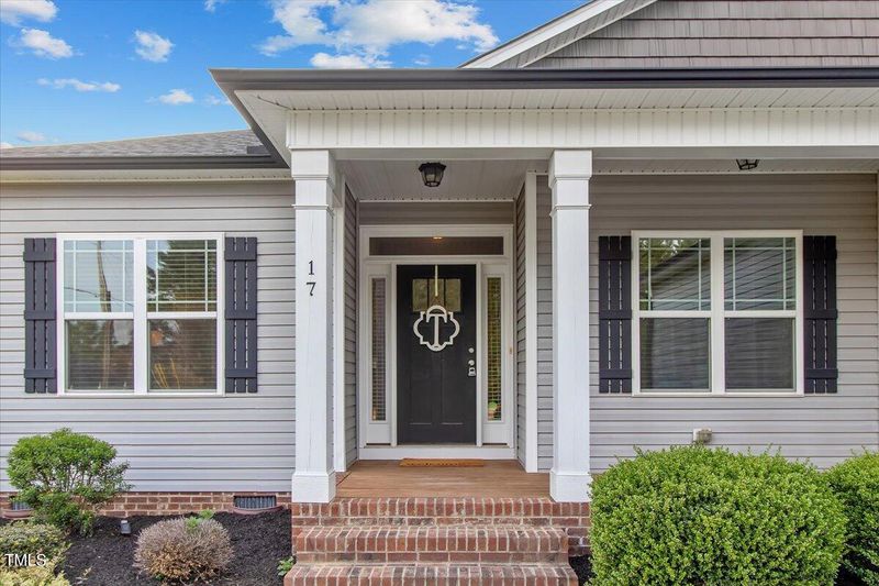 17 Meherrin Ct, Clayton, NC 27527