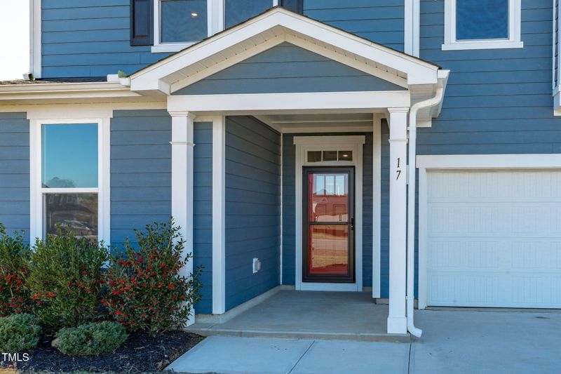 17 Mid May Ct, Fuquay Varina, NC 27526