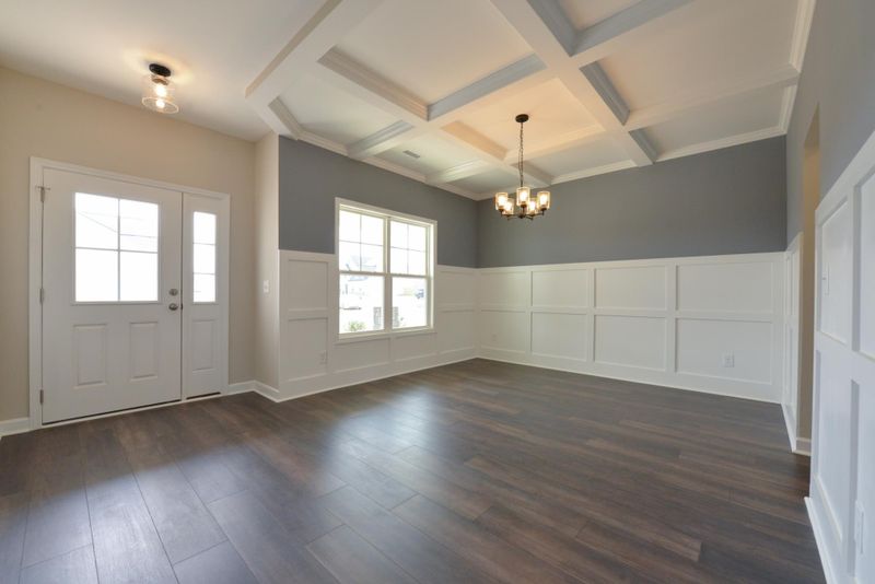 17 Middle Creek Ln, Willow Springs, NC 27592