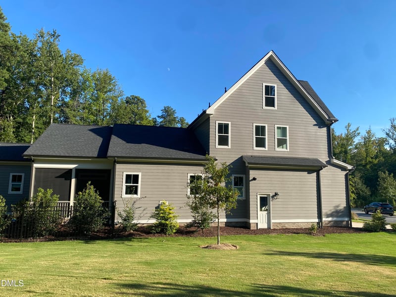 17 Monteith Dr, Chapel Hill, NC 27516