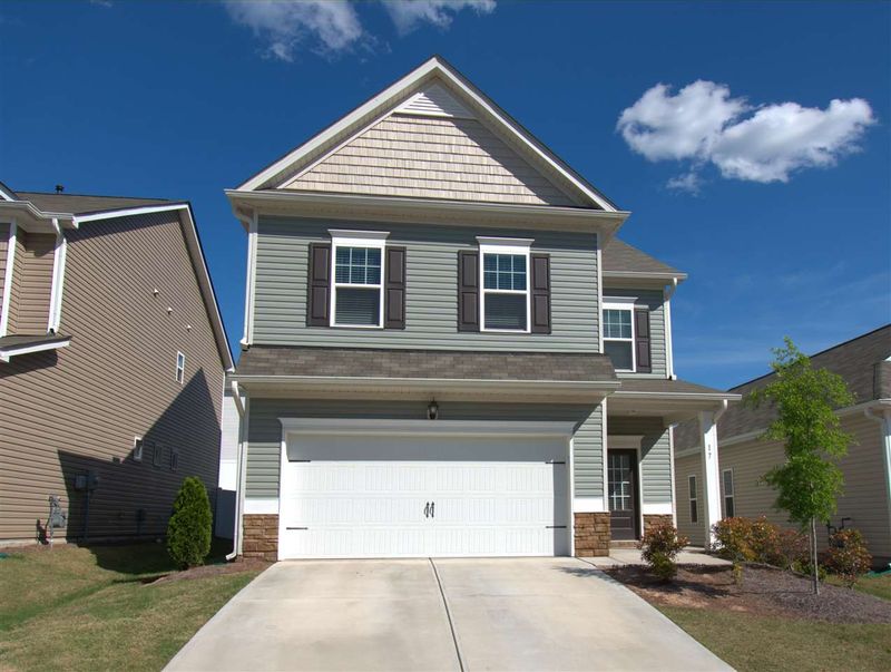 17 Pathway Dr, Clayton, NC 27527