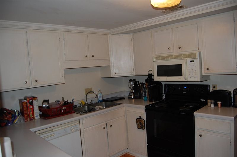 17 Patriot Cir, Durham, NC 27704