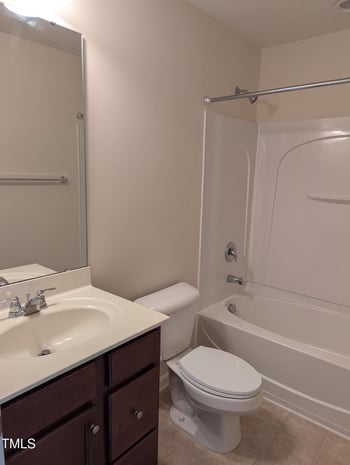 17 Pilatus Dr, Durham, NC 27705