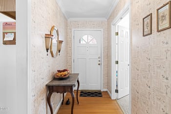 17 Renwick Ct, Raleigh, NC 27615