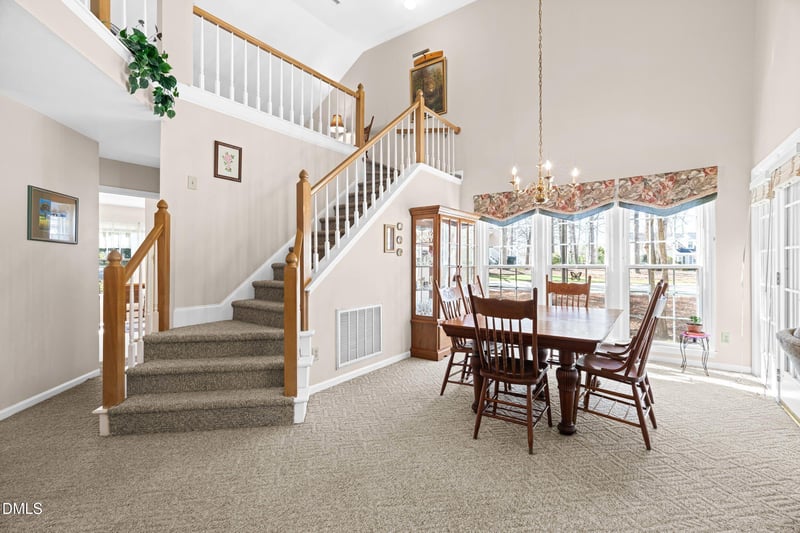 17 Renwick Ct, Raleigh, NC 27615