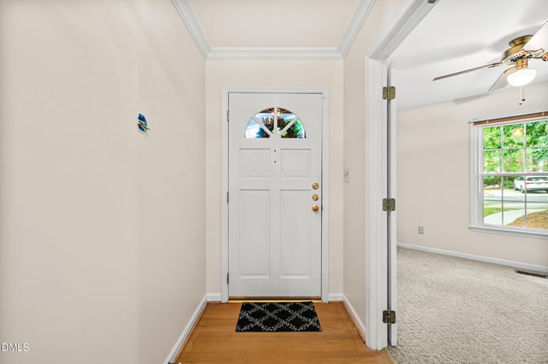 17 Renwick Ct, Raleigh, NC 27615