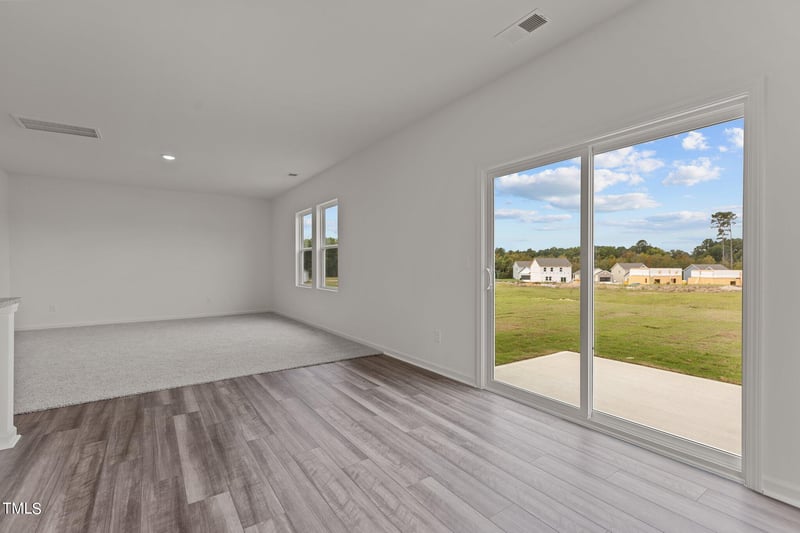 17 Rolling Banks Dr, Louisburg, NC 27549