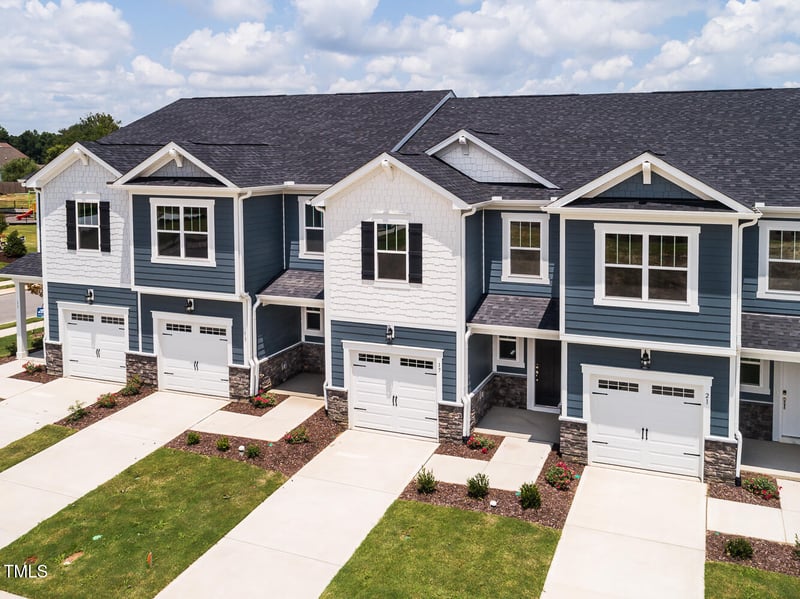 17 Silver Pine Dr, Angier, NC 27501