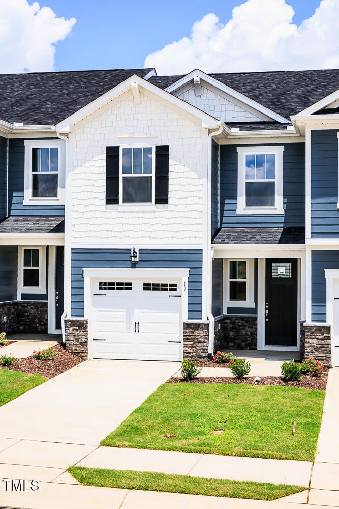 17 Silver Pine Dr, Angier, NC 27501