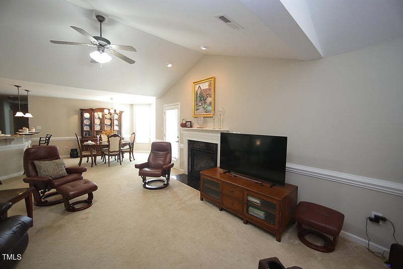 17 Stonegate Dr, Angier, NC 27501