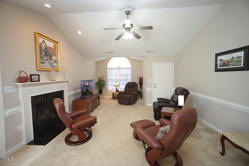 17 Stonegate Dr, Angier, NC 27501