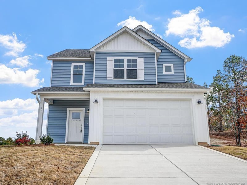 17 Tackett Ct, Lillington, NC 27546