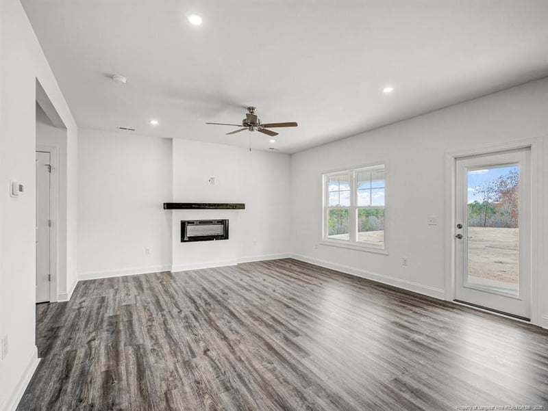 17 Tackett Ct, Lillington, NC 27546