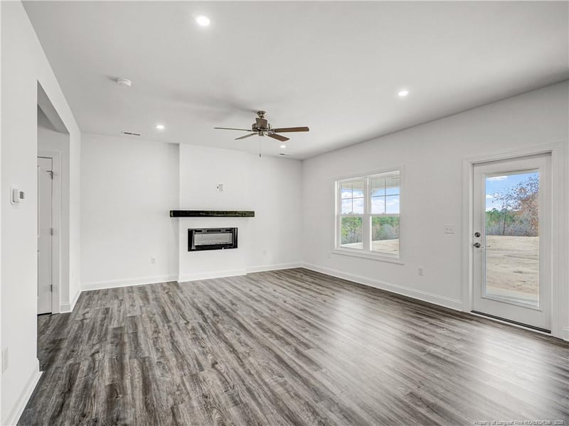 17 Tackett Ct, Lillington, NC 27546