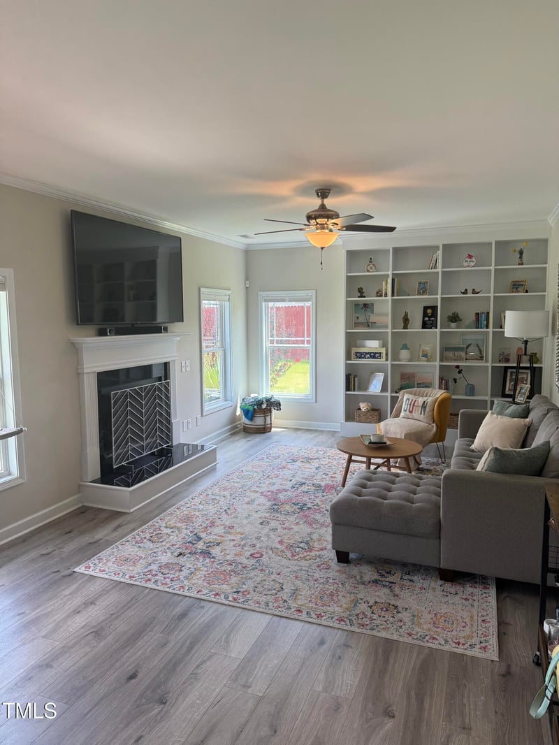17 Treasure Dr, Lillington, NC 27546