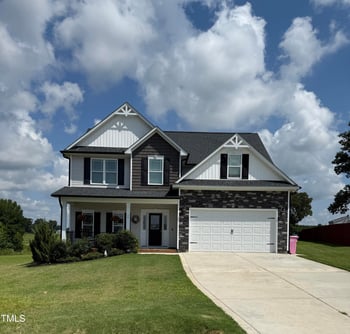 17 Treasure Dr, Lillington, NC 27546