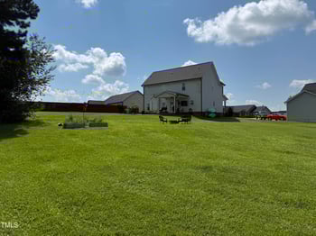 17 Treasure Dr, Lillington, NC 27546