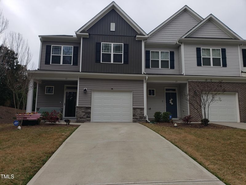 17 Verona Dr, Clayton, NC 27527