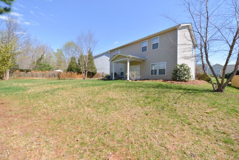 17 Yale Ct, Clayton, NC 27520