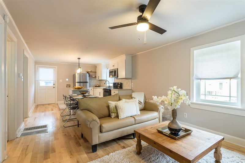 17 Zelko Ct, Durham, NC 27705