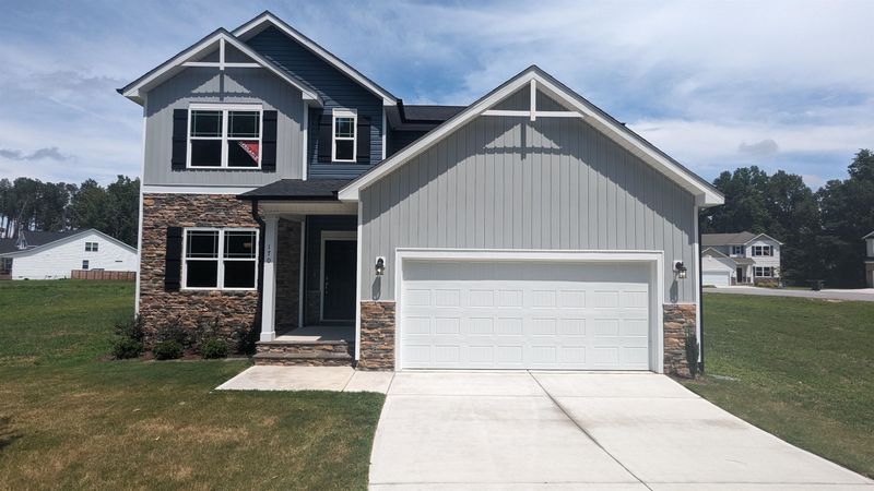 170 Avery Meadows Dr, Smithfield, NC 27577
