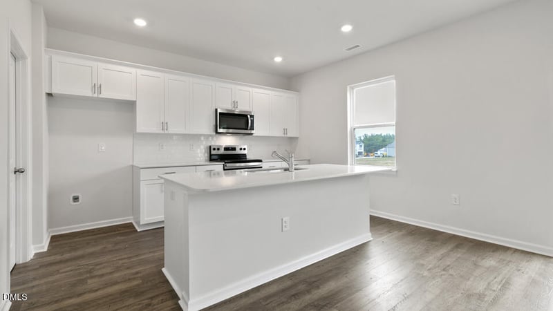 170 Babbling Creek Dr, Youngsville, NC 27596