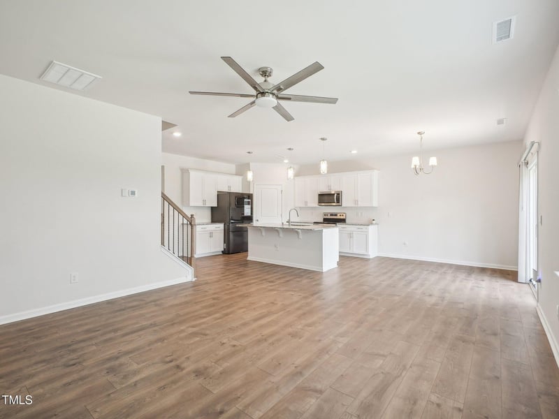 170 Baker Farm Dr, Youngsville, NC 27596