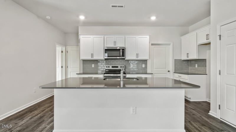 170 Chapel St, Fuquay Varina, NC 27526