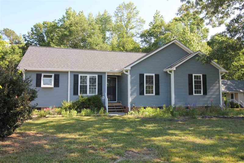 170 Conner Dr, Clayton, NC 27520