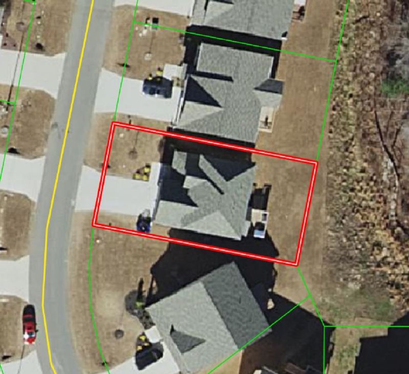 170 Davelyn Ct, Garner, NC 27529