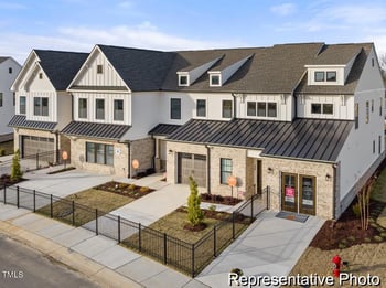 170 District Ave #264, Clayton, NC 27527