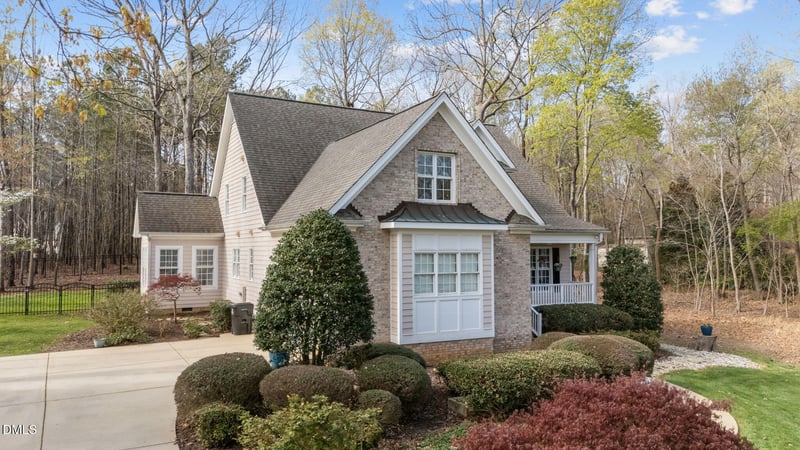 170 Georgetown Woods Dr, Youngsville, NC 27596