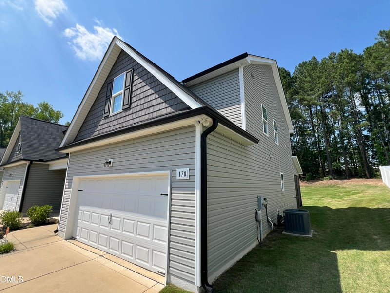 170 Highmeadow Ln, Clayton, NC 27520