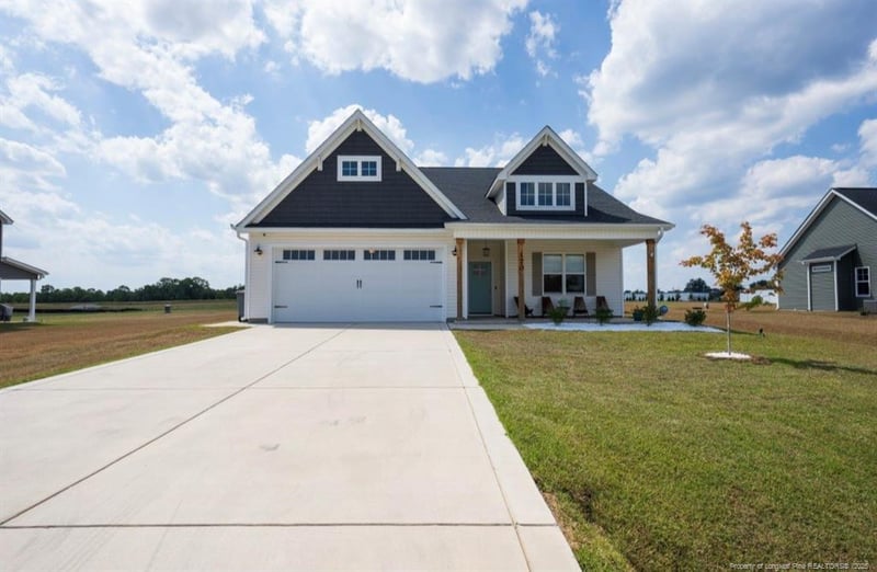 170 Hillwood Dr, Sanford, NC 27332