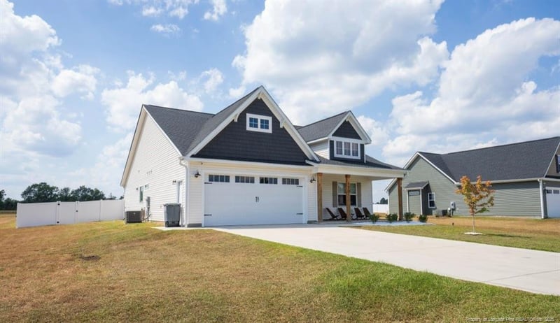 170 Hillwood Dr, Sanford, NC 27332