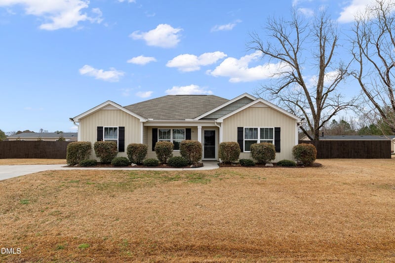 170 Johnston Farms Dr, Smithfield, NC 27577