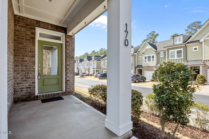 170 Manordale Dr, Chapel Hill, NC 27517