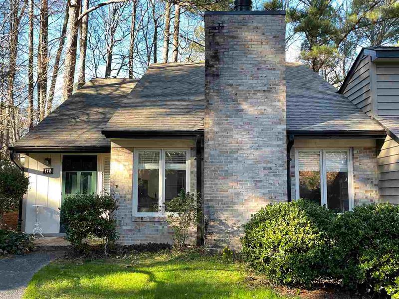 170 Montrose Dr, Durham, NC 27707