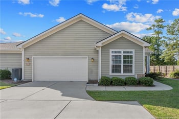170 Nandina Ct, Fayetteville, NC 28311