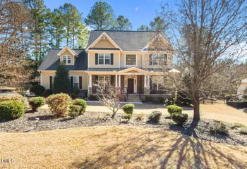 170 Valley Pines Cir, Spring Lake, NC 28390